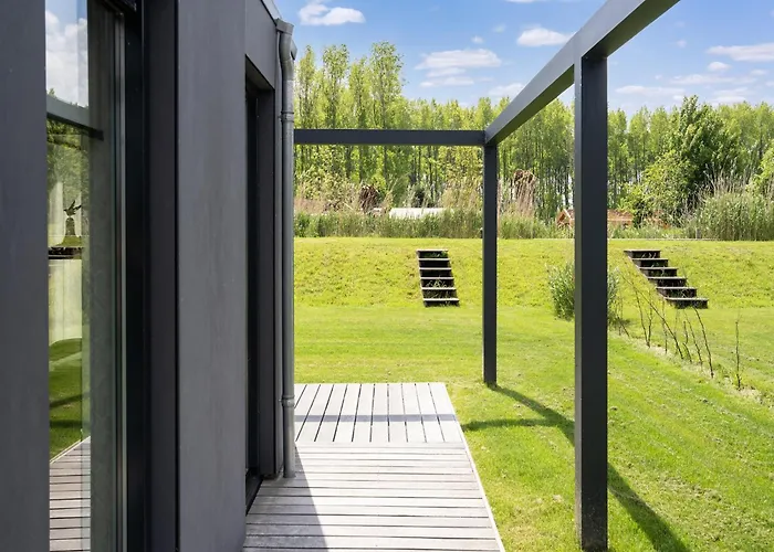 Near Kaag Lakes And Leiden Canals